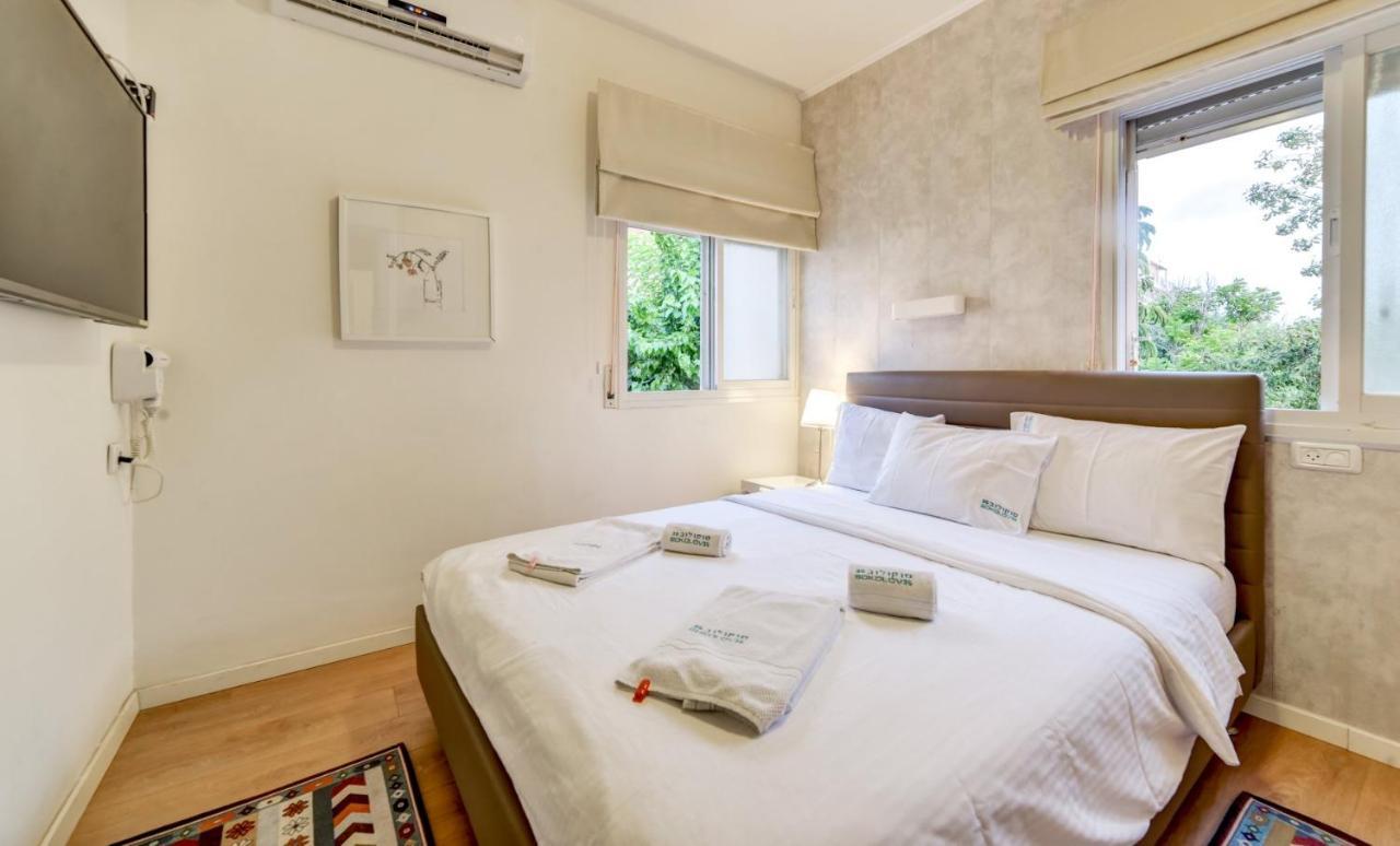Sokolov Vacation Boutique Apartments By The Sea In Naharija Kültér fotó